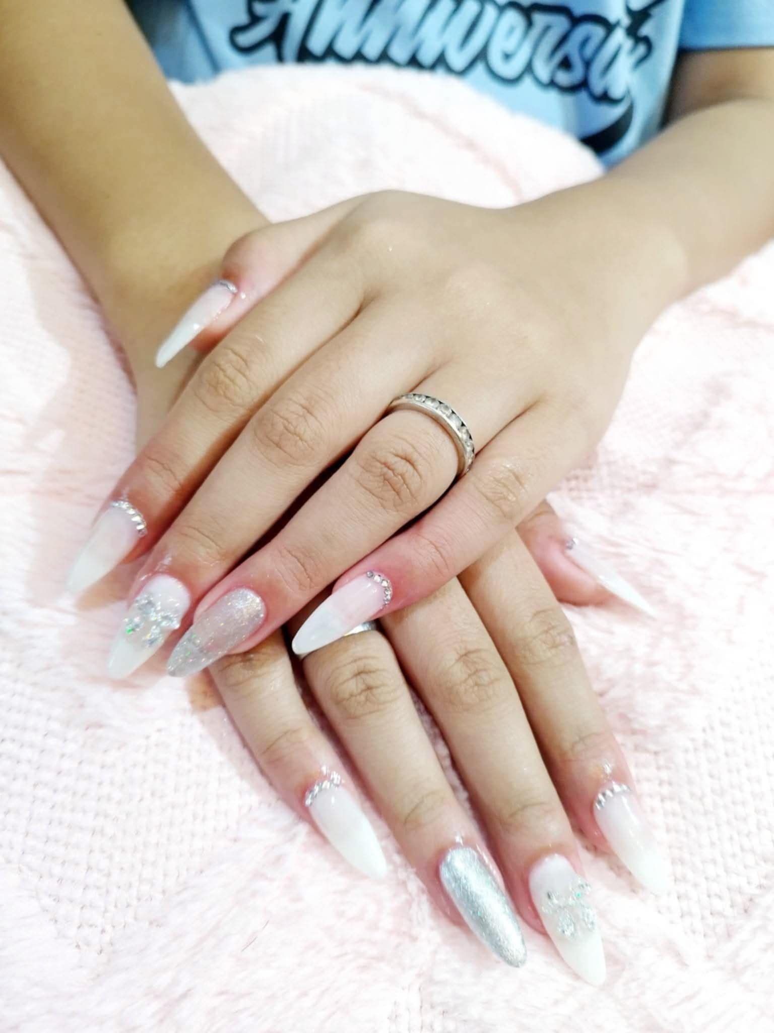 Nail Service