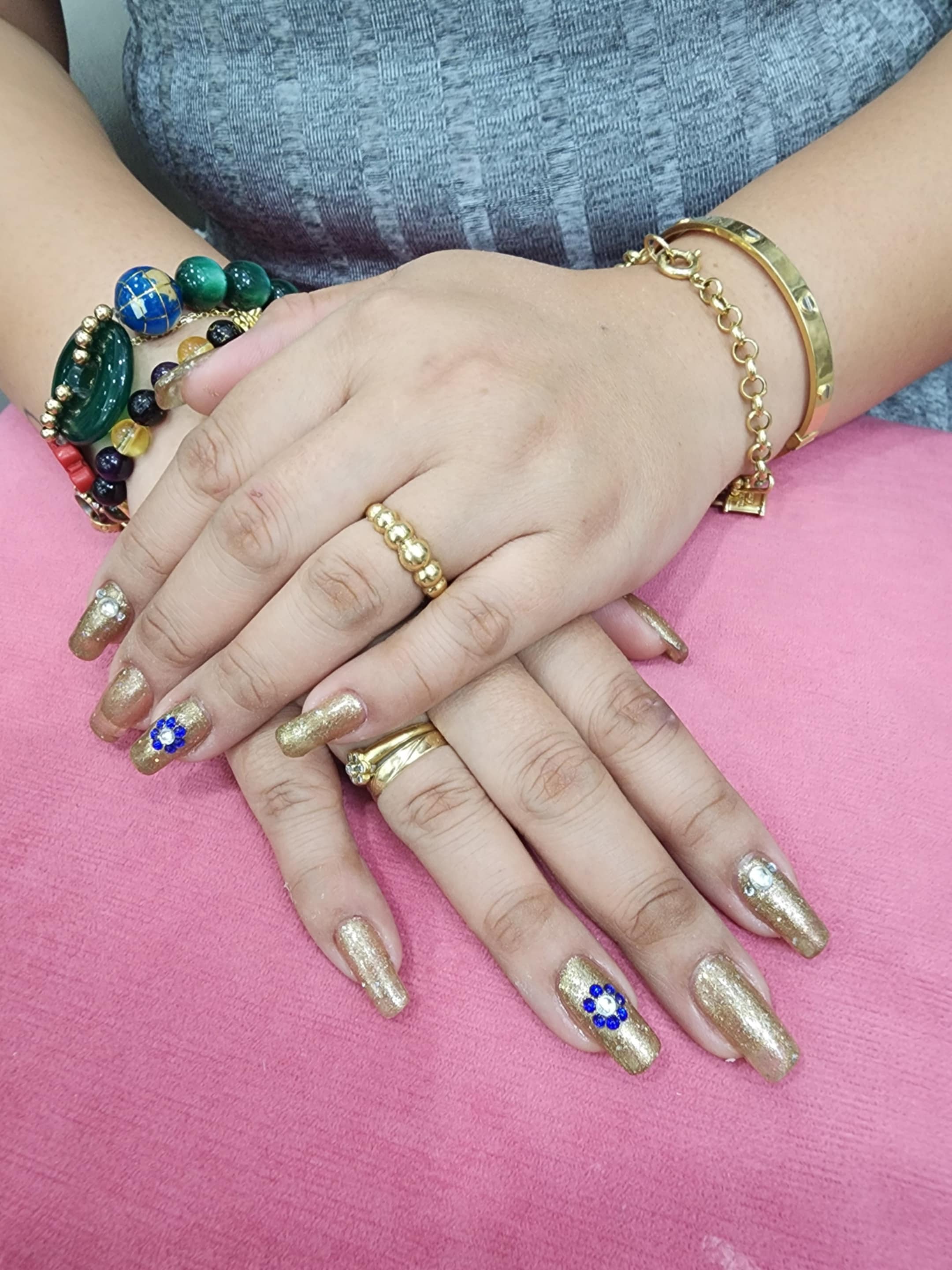 Nail Service